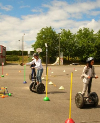  儿童游戏和活动 